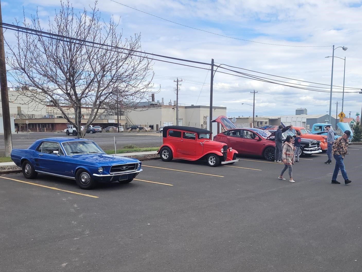Mustang, Ford, Tesla, Ford, Plymouth, Ford
