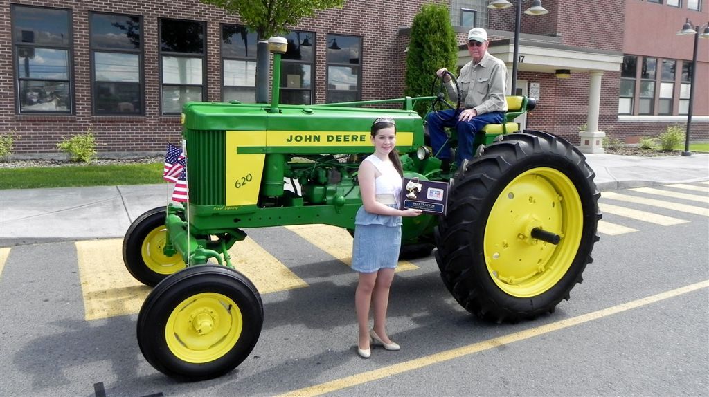 John Deere 620 - Best Tractor -