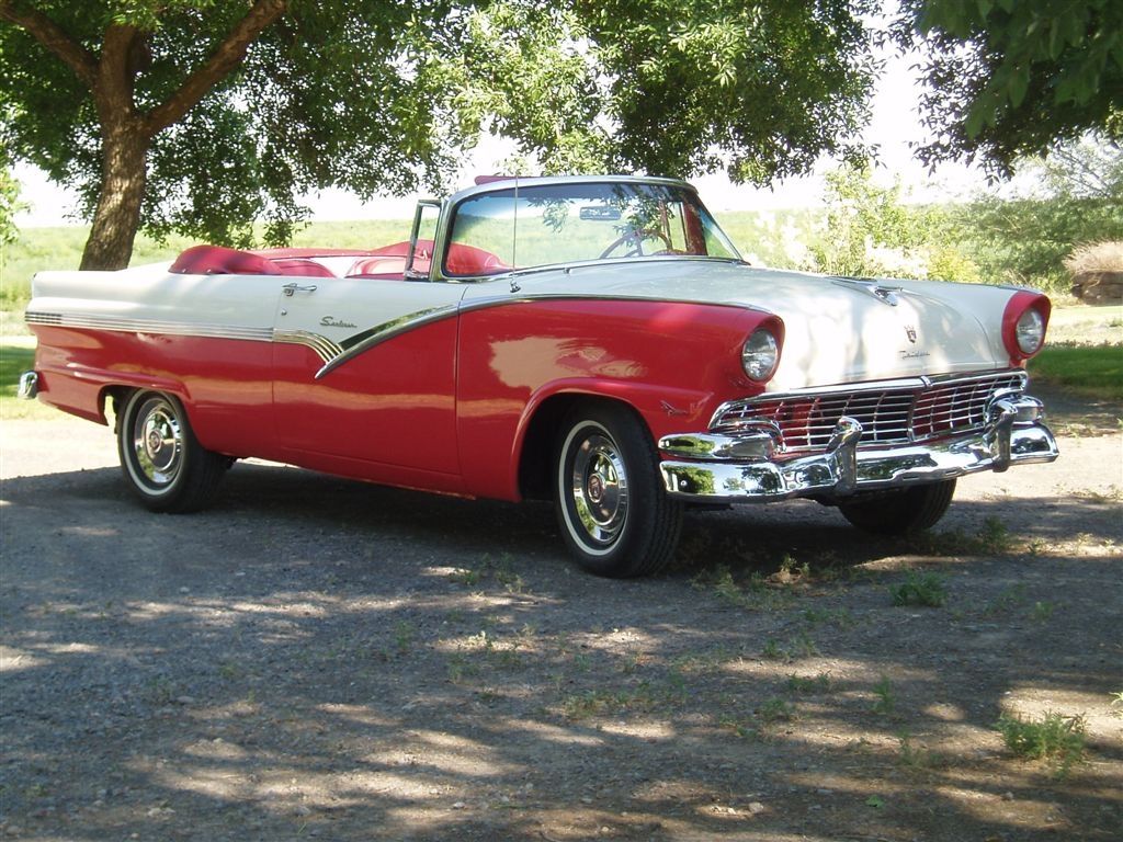 Larry Price - 1956 Ford Sunliner